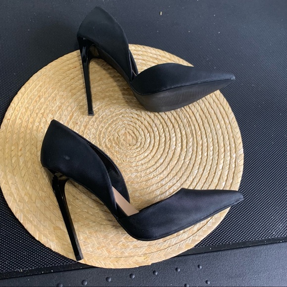 Monika Classy 5’’ Heel Pointy Toe Pumps - Picture 11 of 16